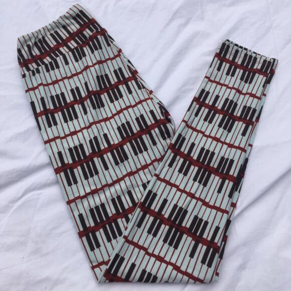 Piano Keys OS Leggings White Black Red Music Lover Instrument Fun LuLaRoe - Picture 1 of 1